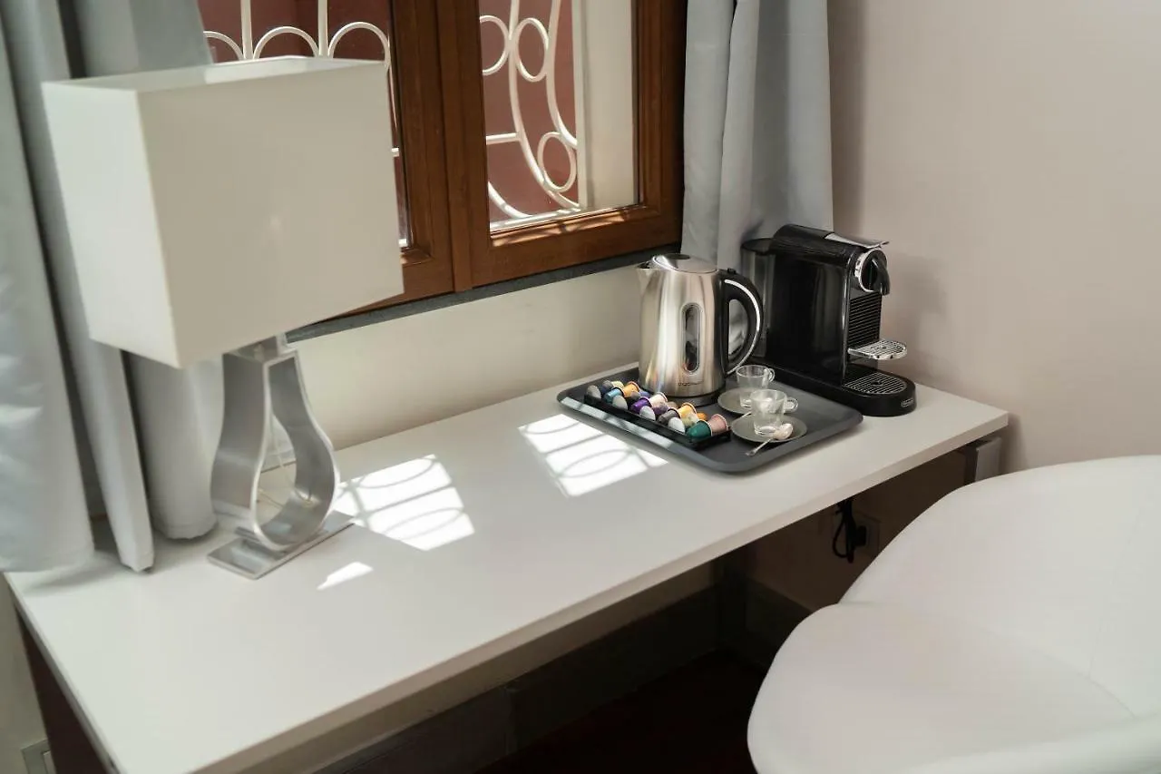 Suite Rodino Naples 0*,  Italy